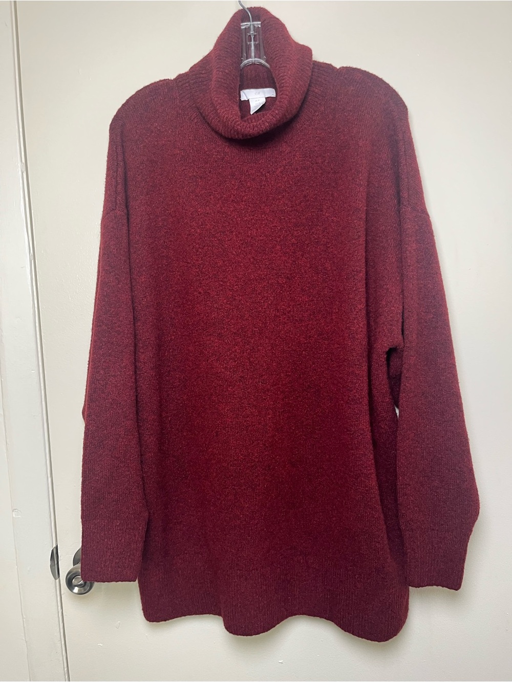 H&M Women's Red and Burgundy Wool Blend Turtleneck M